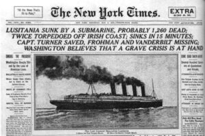 Allerede dagen efter sænkningen tævede de amerikanske og britiske aviser ikke med at hævde, at skibet var blevet ramt af to torpedoer (i visse versioner sågar tre). Dette er imidlertid helt uden støtte i faktuelle kilder.