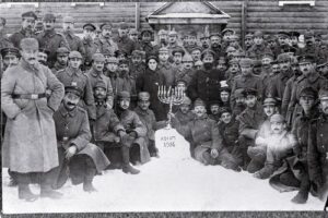 Jødiske tyske soldater fejrer Chanukka i felten, december 1916.
