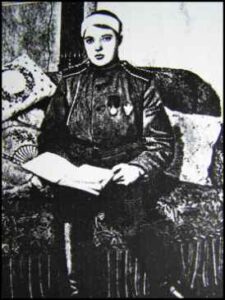 Fyrstinde Eugenie Shakovskaya - Nikolai II.´s kusine... og aktiv krigsflyver!